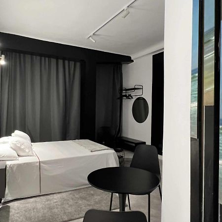 Dama Modern & Luxury Appartement Málaga Buitenkant foto